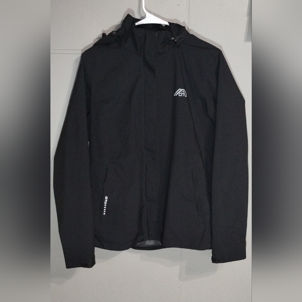 OTU Men's Black Outdoors and Leisure Waterproof Breathable Hoodie Zipper